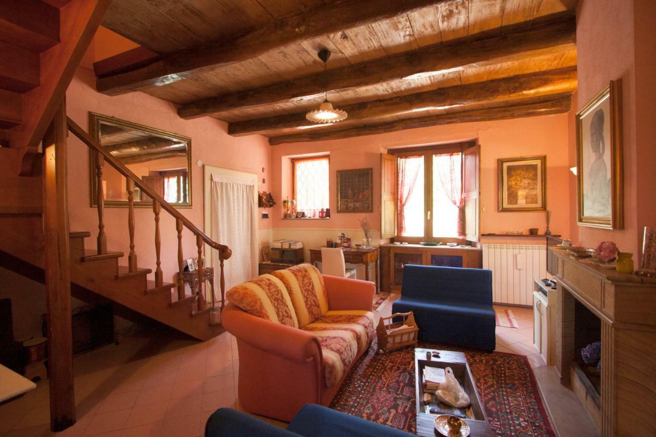 Casa Nel Verde Decollatura ภายนอก รูปภาพ
